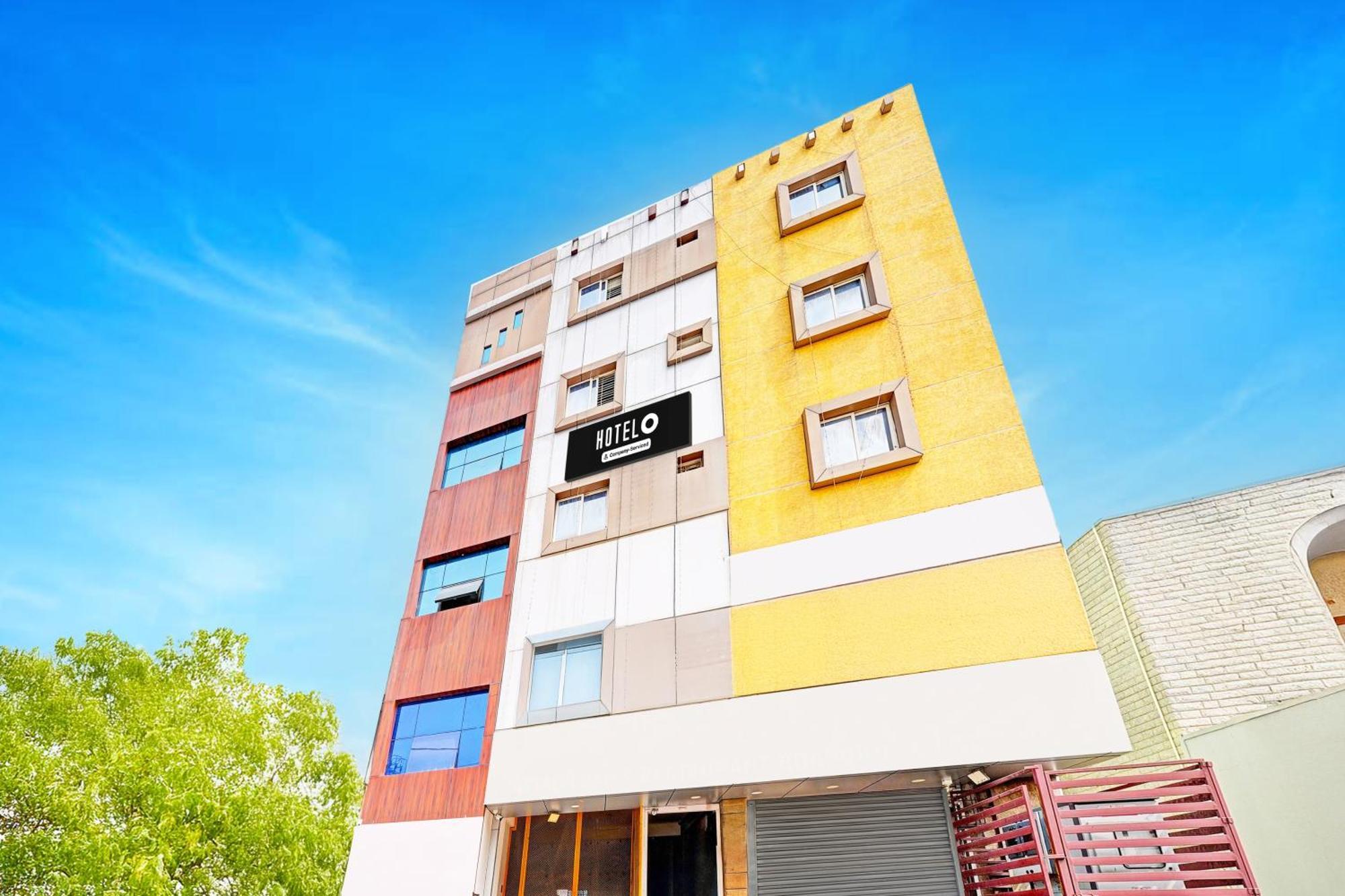 Super Hotel O Srigandhakavalu Formerly Chamundeshwari Lodging Jalahalli Экстерьер фото