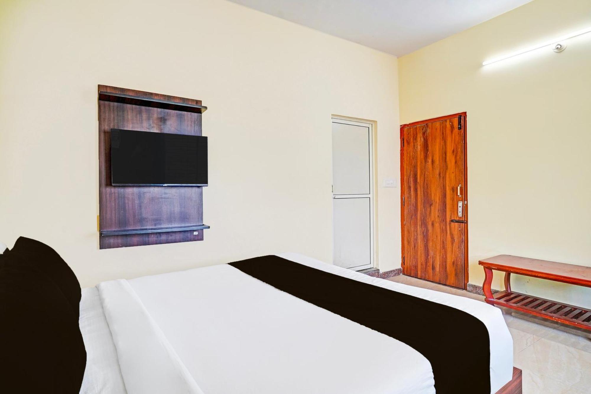 Super Hotel O Srigandhakavalu Formerly Chamundeshwari Lodging Jalahalli Экстерьер фото