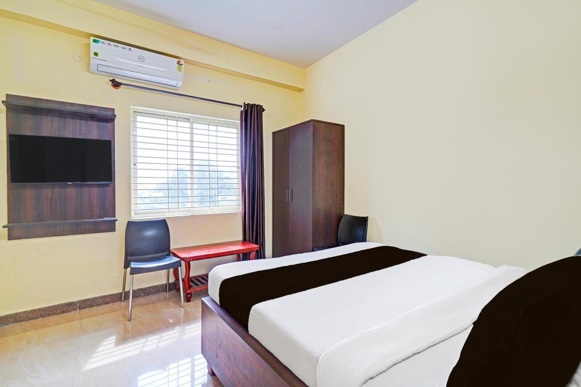 Super Hotel O Srigandhakavalu Formerly Chamundeshwari Lodging Jalahalli Экстерьер фото