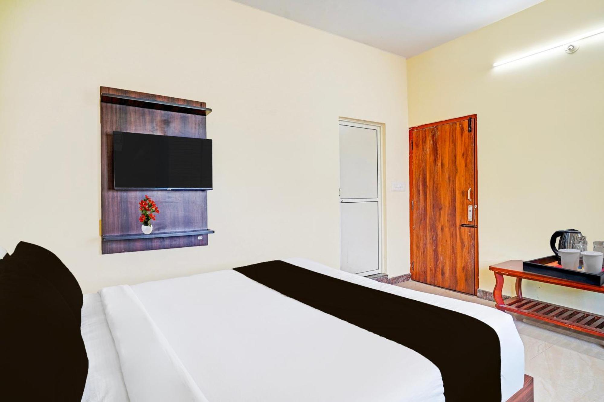 Super Hotel O Srigandhakavalu Formerly Chamundeshwari Lodging Jalahalli Экстерьер фото